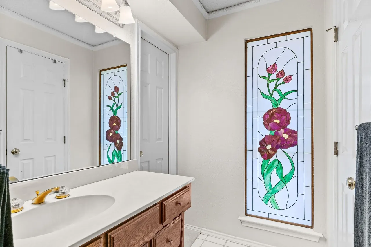 Lakeshore &nbsp;&middot;&nbsp; Spa Shower - Before